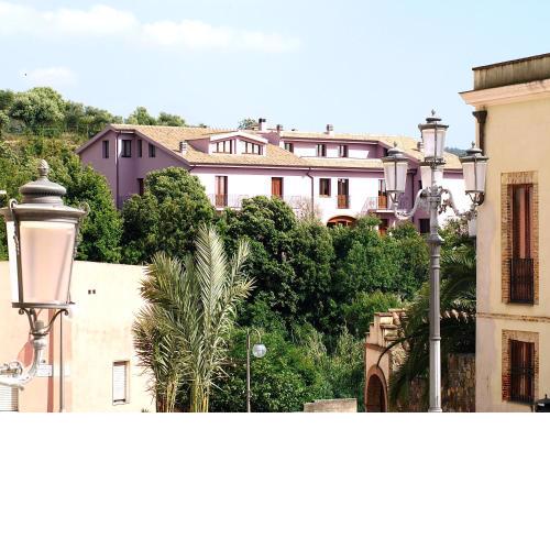 Residenza Locci - Rooms & Apartments