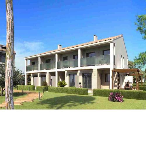 Resort Home 10