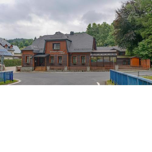 RESTAURANT A PENZION V GRUNTĚ