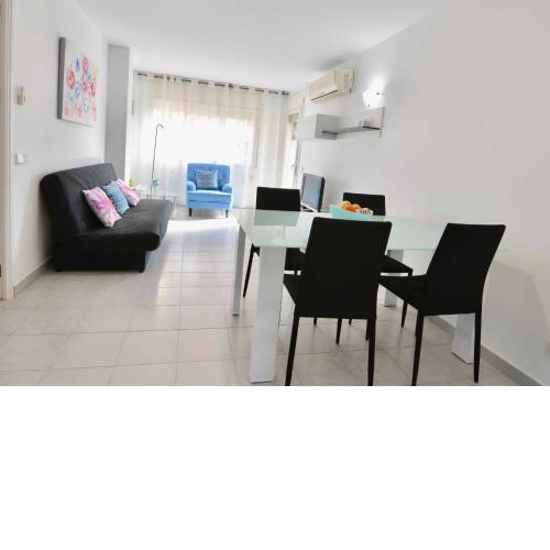 Reus Bedrooms 2 habitaciones con baño privado y cocina compartida