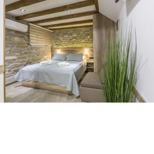 Reval Luxury Stone house apartments****