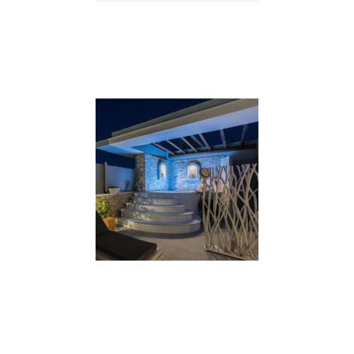 Rhodes Center Luxurious Penthouse