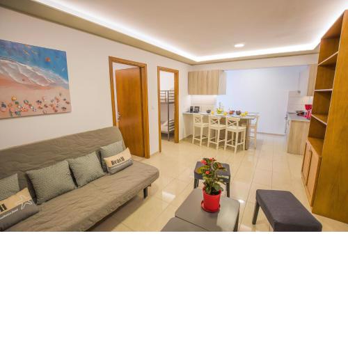 Rhodes City Center Suite