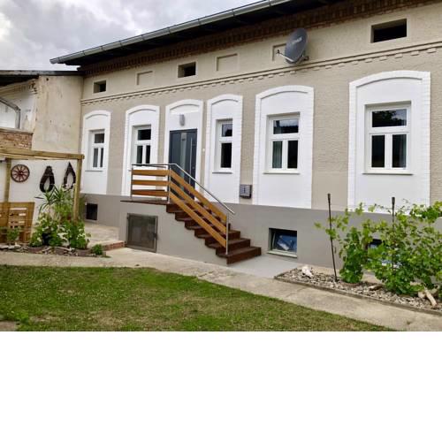 Riesling House Laa