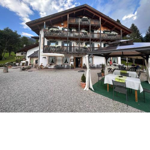 Rifugio Caltena