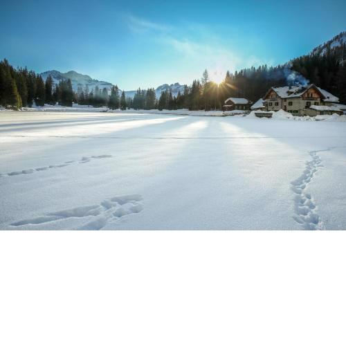 Rifugio Lago Nambino