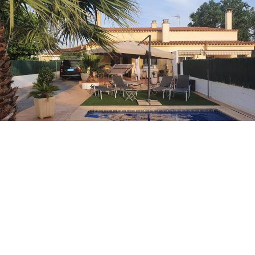 Riumar "Primera", 300m to beach, private pool, On-Site-Service, dog beach