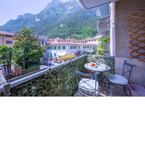 Riva Dante Apartment
