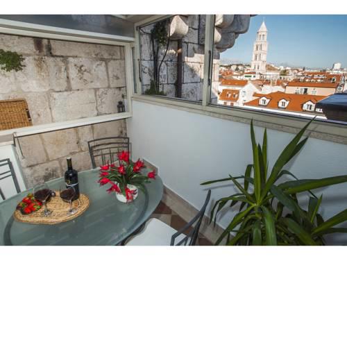 Riva Royal Lounge Apartment
