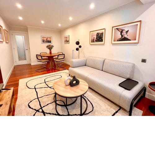 River Deluxe con Garaje gratis