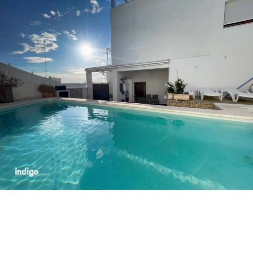 Riverview 4 Bedroom House, with Private Pool STE003