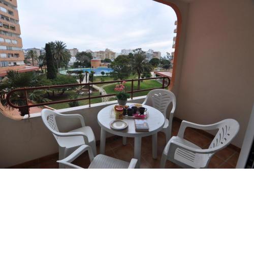 RNET - IR 27-A Studios Roses Costa Brava