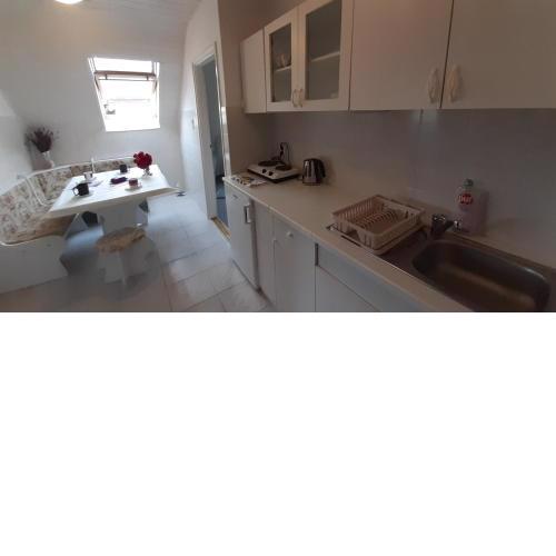 Roberta Apartman