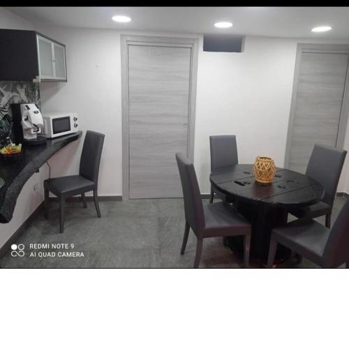 Roberta' s house