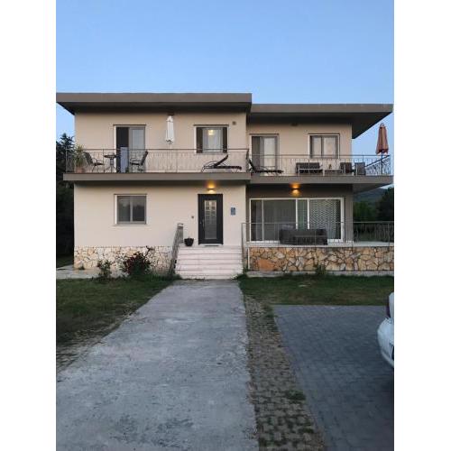 Roda Crossroad Apartments