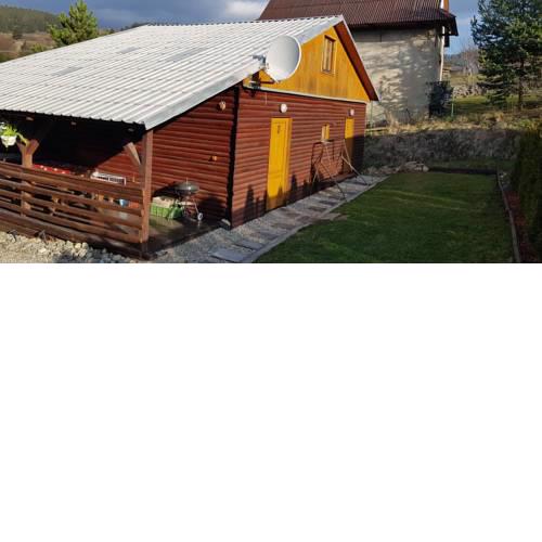 Rodinná chata pri Bešeňovej
