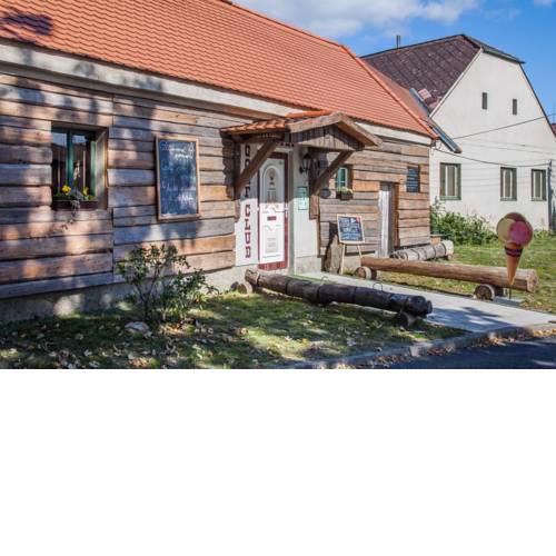Rodinné apartmány Country golf club Střítež