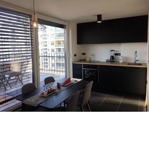 Rok's Mini Penthouse