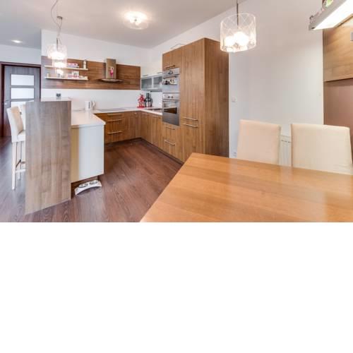 Roland Apartment Mierova