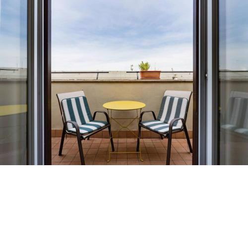 Roman Rooftop 1