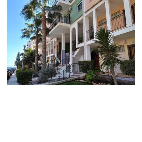 Romantic apartment 50 meters from the sea