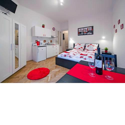 Romantic flat in the center