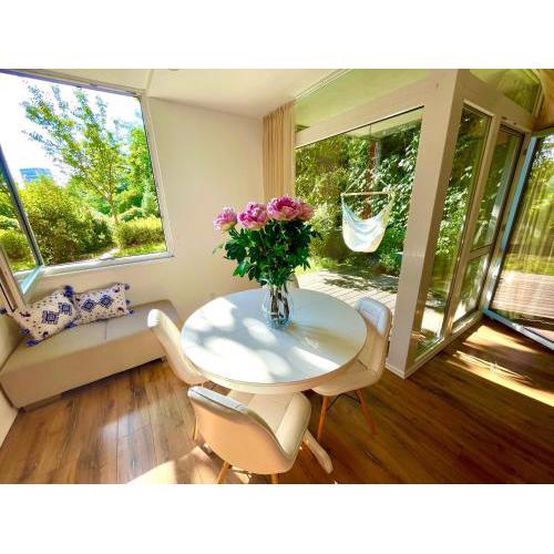 Romantic Living in the Old Town with Garden