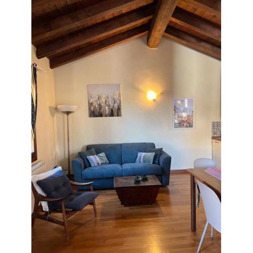 Romantic Rialto Apartment
