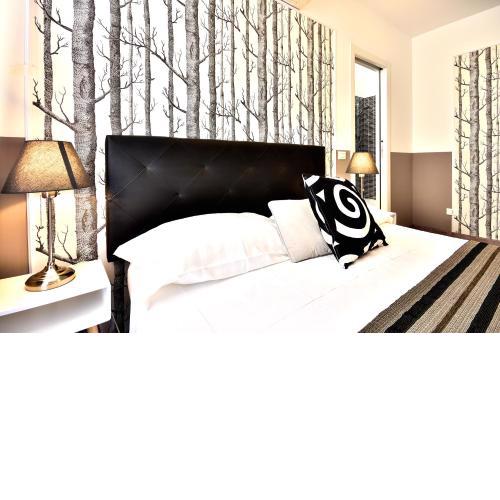 Romantica Rooms Guest House
