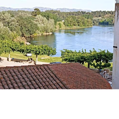 Romántica suite con vistas al río Ebro