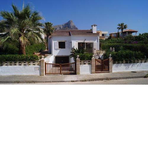 Romantisches Ferienhaus am Meer