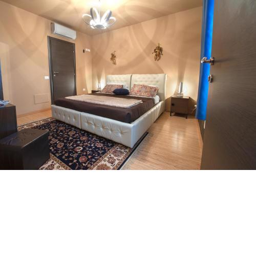 Romeo House