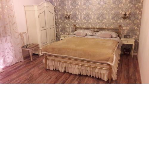 Romeo & Juliet Non-Hotel
