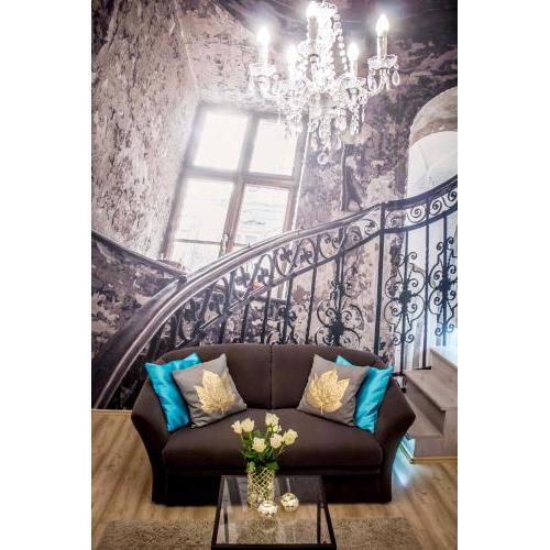 Romeo's Apartment