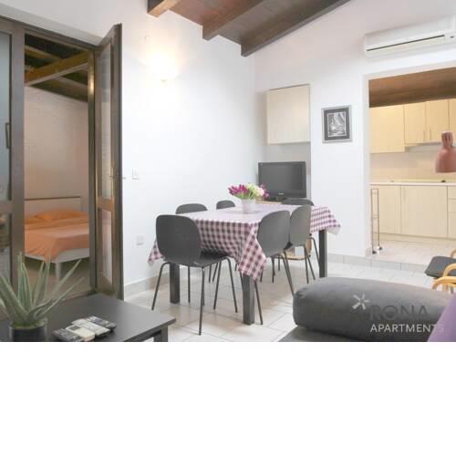 Rona Holiday Home Ana