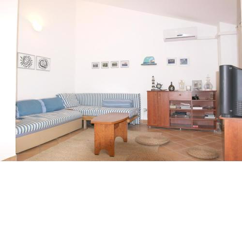Rona House Esperanza
