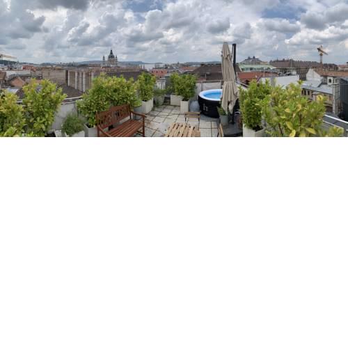 Rooftop Luxury Downtown Budapest