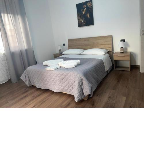 Room Alexxa