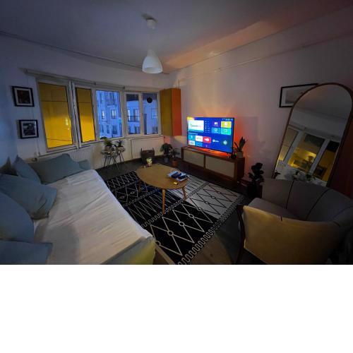 Room in best location , Taksim, cihangir