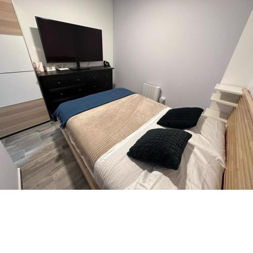Room in Guest room - Double room with private bathroom