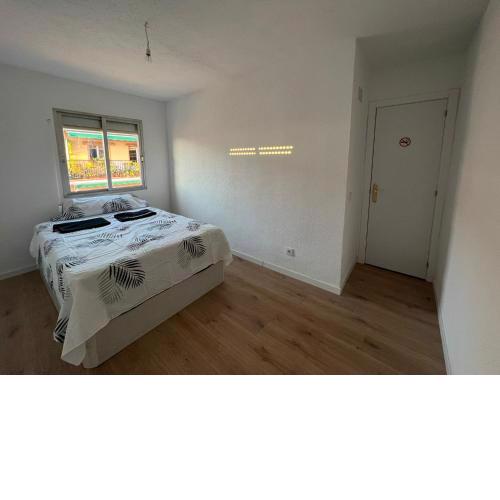 Room Madrona by Suitte