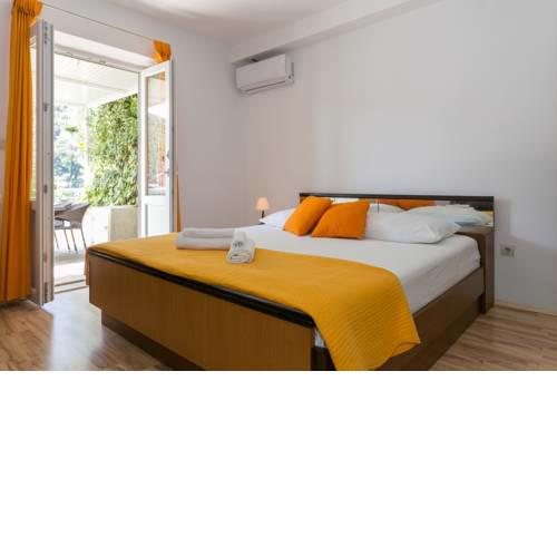 Room Nika
