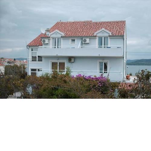 Rooms & Apartments Marinero