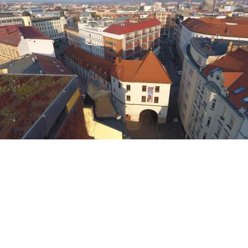Rooms Novobranská - Orlí