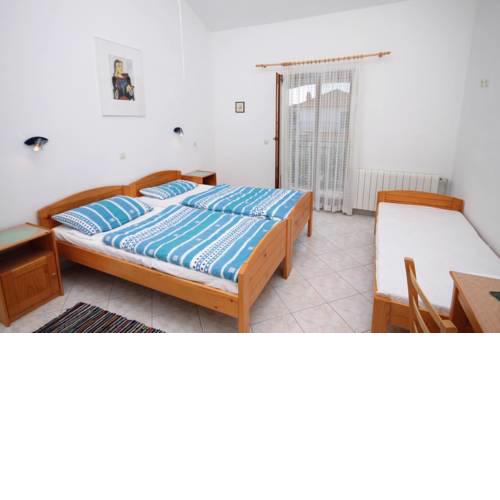 Rooms with a parking space Gornje selo, Solta - 5170