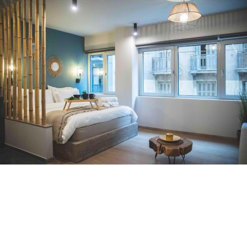 Rooster Suites