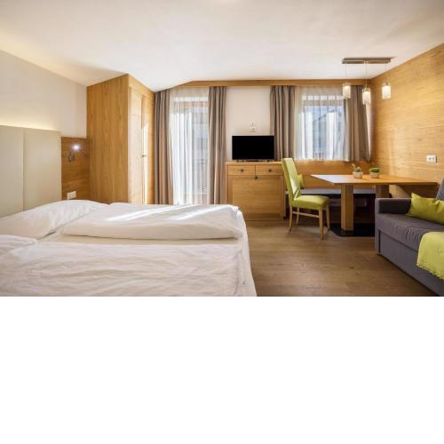 Rosalpina Apt 1