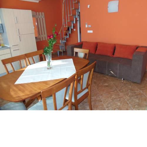 Rose Apartment