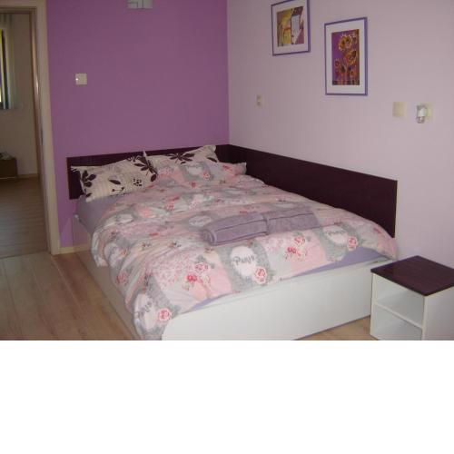 Rose Valley Guests room