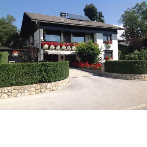 Rostohar Guest House